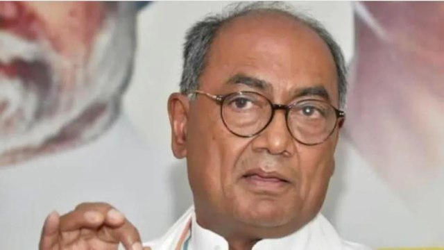 Digvijay Singh's statement on 'beef' stirs political ruckus