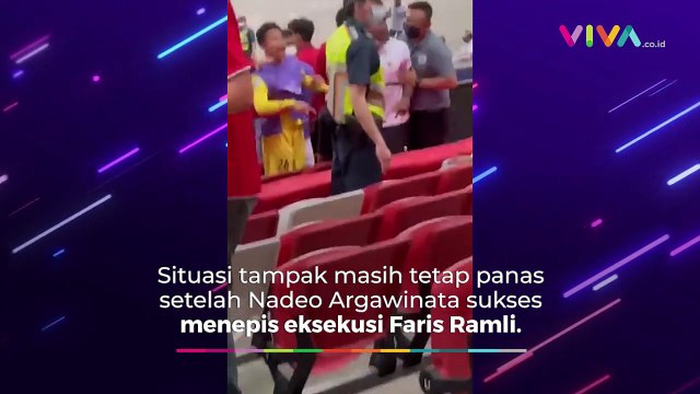 Keributan Pemain Indonesia vs Suporter Singapura di Tribun