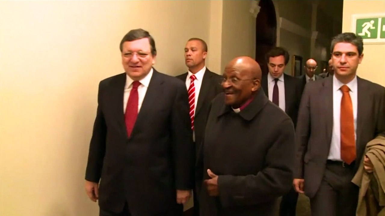 Addio a Desmond Tutu