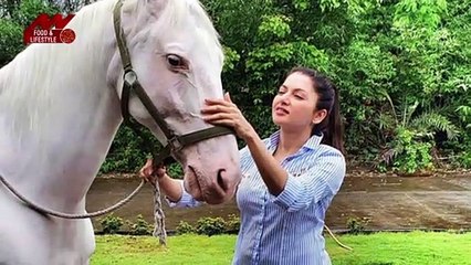 Actress Bhagyashree told many benefits of clapping