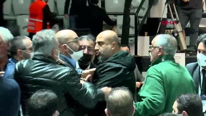 SPOR Beşiktaş'ın Genel Kurulu'nda gerginlik