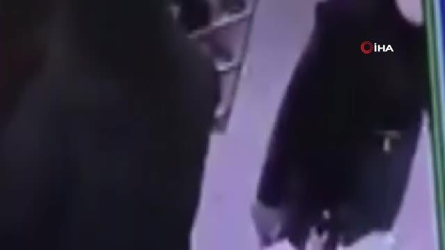 Batman'da saniyeler içinde telefon çalan hırsız kamerada