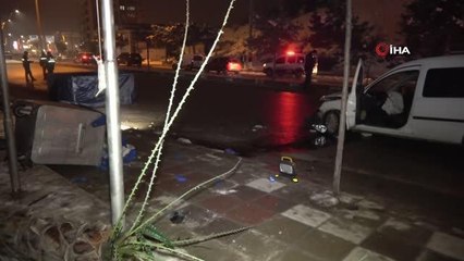 Yolun karşısına geçmek isterken aracın altında kaldılar: 1 ölü, 1 yaralı