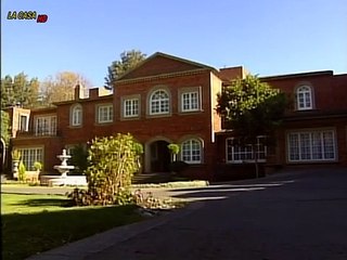 مسلسل المكسيكي الدخيلة الحلقة 50 الجزء 1