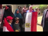 سيدة أمام لجنة في مصر الجديدة : 