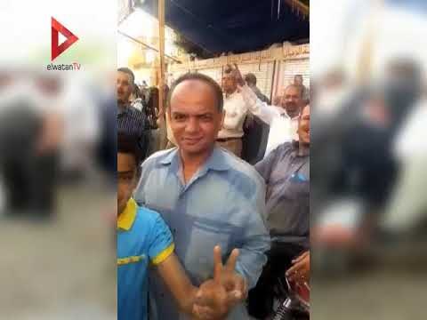علي العكاز والموتوسيكل .. ذوو الإعاقة يقفون في طوابير أمام لجنة بسوهاج