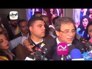 خالد يوسف مهاجما الصحفيين في افتتاح "كارما" : "لو مسكتوش همشي"