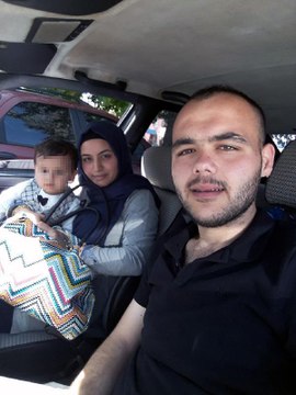 3 çocuğunun evde olduğu sırada eşini tabancayla vurup, intihara kalkıştı