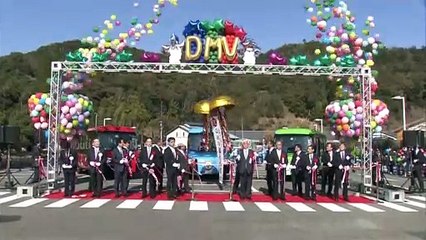 Japan nimmt Schienen-Straßen-Omnibusse in Betrieb