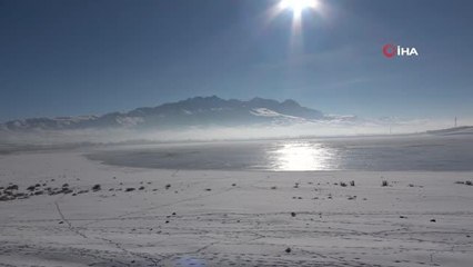 Son dakika haberi... Sıhke Gölü bu yıl erken buz tuttu