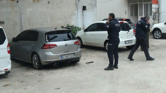 Park ettiği aracını beyzbol sopasıyla parçalanmış halde buldu