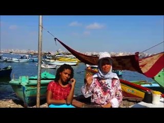 فقد زوجها بصره فعملت على "نصبة شاي".. قصة كفاح "أم صابرين"