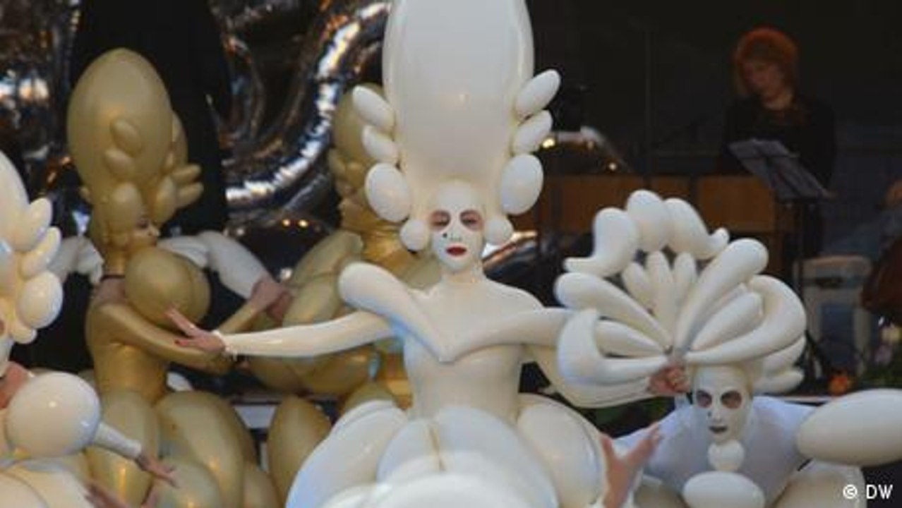 Drei Künstlerinnen, die Sie sich ansehen sollten