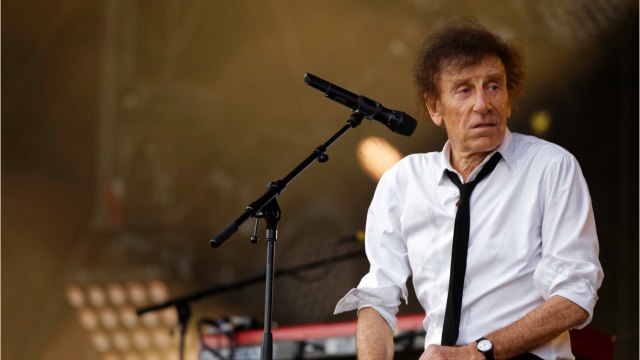 FEMME ACTUELLE - Alain Souchon : comment sa célébrité pèse sur la vie de ses fils