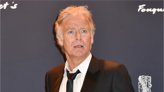FEMME ACTUELLE - Photo - Franck Dubosc ressort un vieux cliché où il ressemble à Alain Delon