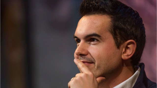 FEMME ACTUELLE - Faustine Bollaert : qui est son mari, Maxime Chattam ?