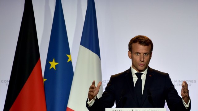 FEMME ACTUELLE - Emmanuel Macron : sa réaction très amusante après la fausse arrestation de Xavier Dupont de Ligonnès