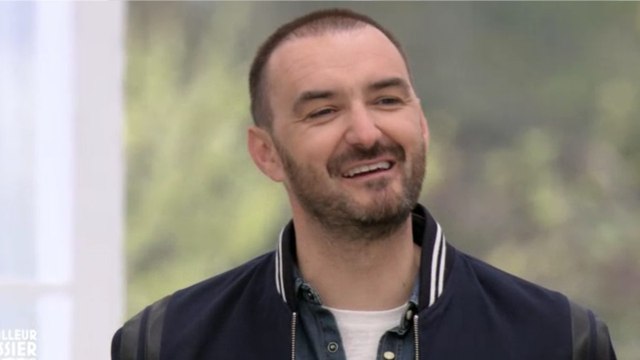 FEMME ACTUELLE - Je ne trouve ça vraiment pas très joli : la nouvelle coupe de Cyril Lignac fait débat à TPMP , a-t-il fait des implants ?