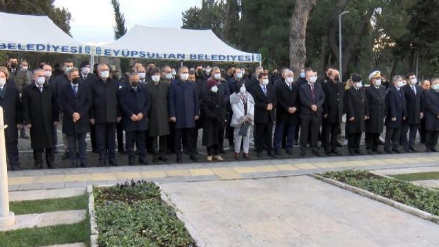 MEHMET AKİF ERSOY VEFATININ 85'NCİ YILINDA MEZARI BAŞINDA ANILDI