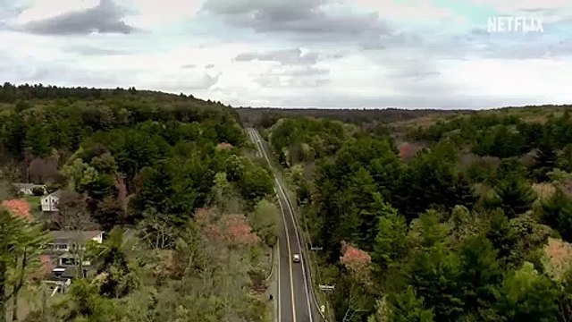 La mujer de la casa de enfrente de la chica en la ventana . Tráiler de Netflix