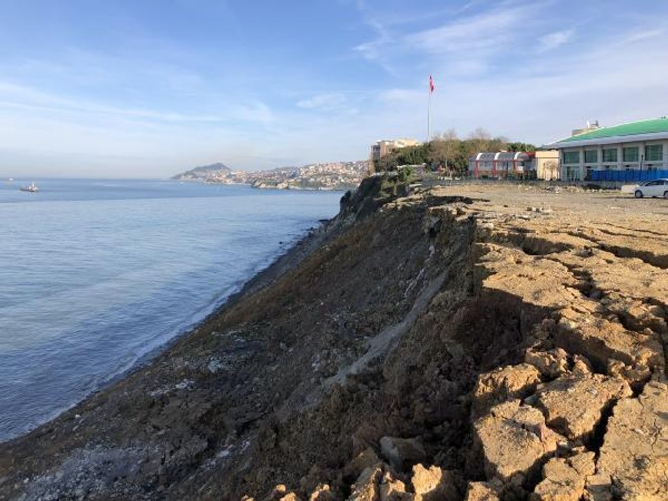 ZONGULDAK'TAKİ HAFRİYAT SORUNUYLA İLGİLİ SORUYA 'KENTTE DEPOLAMA TESİSİ YOK' CEVABI