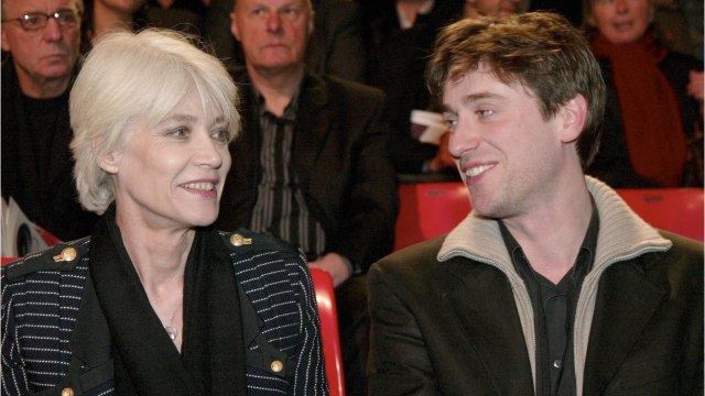 FEMME ACTUELLE - Françoise Hardy en rémission d’un cancer : son fils Thomas Dutronc donne de ses nouvelles