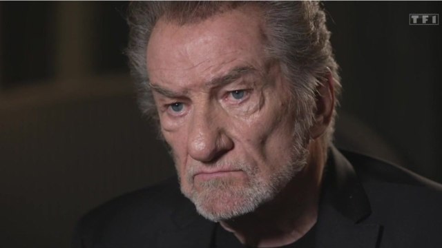 FEMME ACTUELLE - Mort de Johnny Hallyday : Eddy Mitchell fustige la famille du chanteur et les hommages organisés par Laeticia