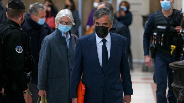 FEMME ACTUELLE - Penelope Fillon très marquée par le Penelopegate : comment son mari François Fillon la soutient