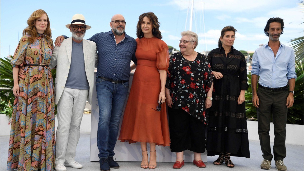 FEMME ACTUELLE - Sylvain Marcel, alias René Angélil dans « Aline " : le coup de foudre professionnel de Valérie Lemercier (1)