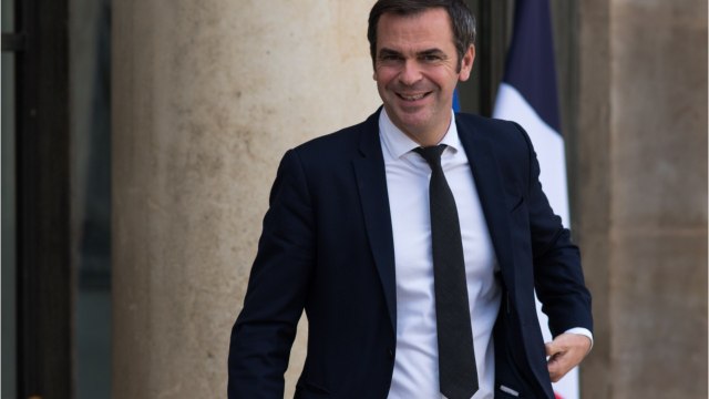 FEMME ACTUELLE - Olivier Véran : le ministre de la Santé alerte sur une cinquième vague