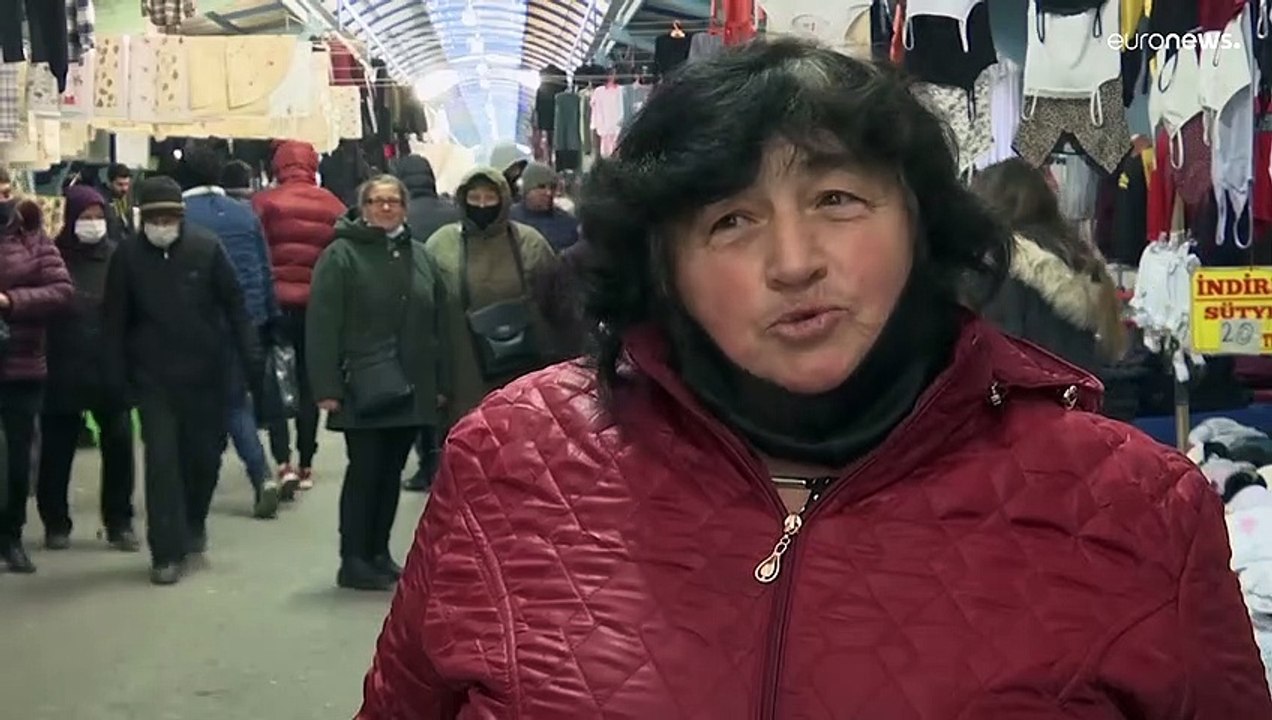 Lira im sinkflug - menschen aus griechenland und bulgarien kommen zum shoppen in die türkei
