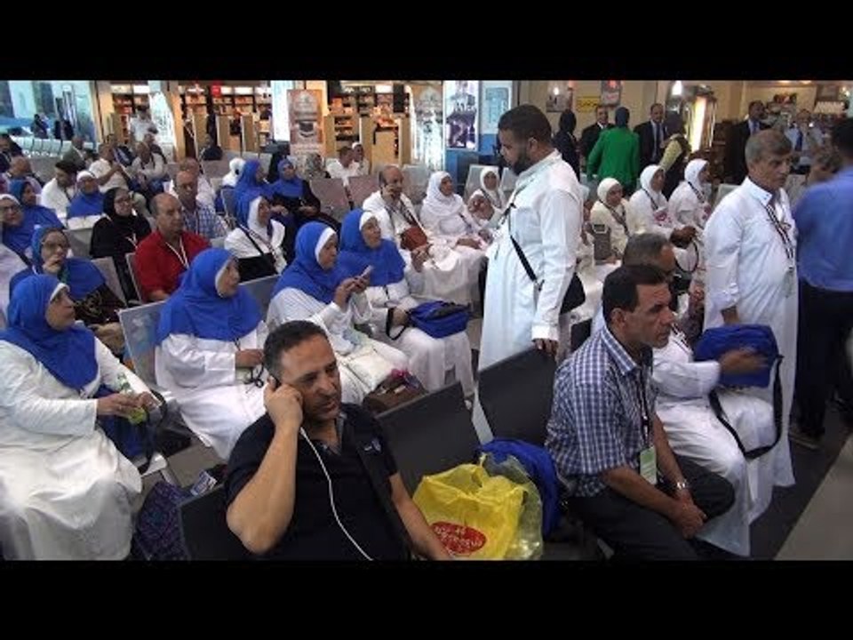 مصر للطيران تحتفل بإقلاع أول أفواج الحج من مطار القاهرة الدولي