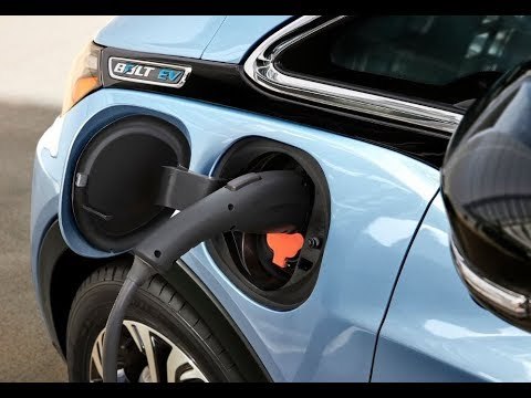 أول شركة مصرية تقدم خدمة شحن السيارات الكهربائية