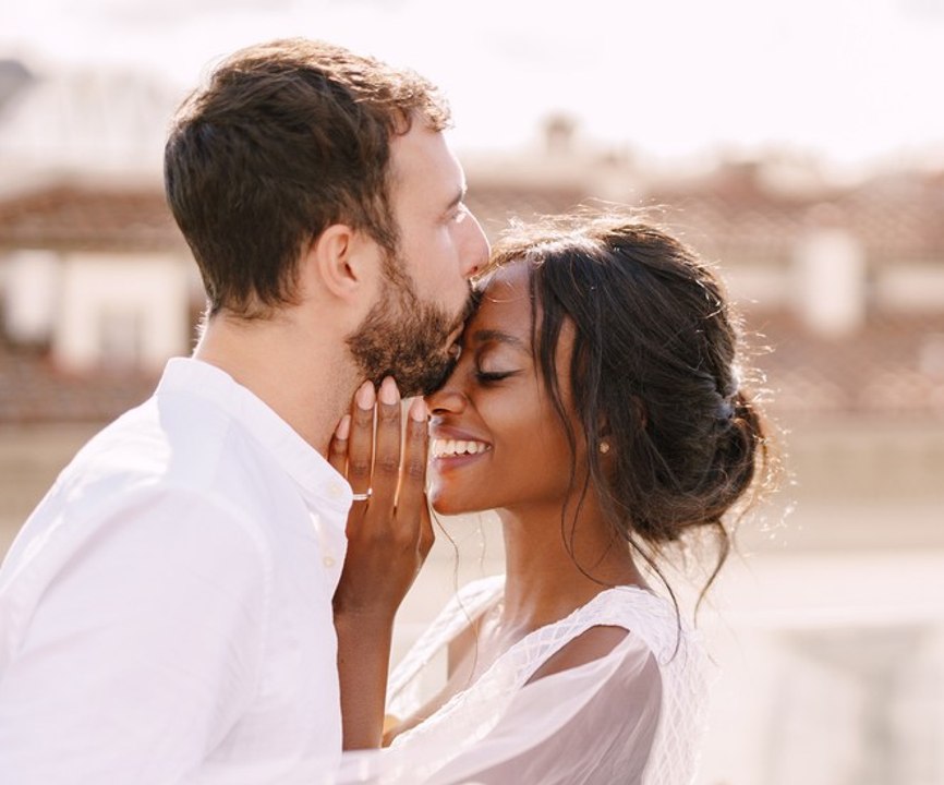 Voici les plus belles robes de mariée de stars de 2021… Des créations somptueuses et spectaculaires