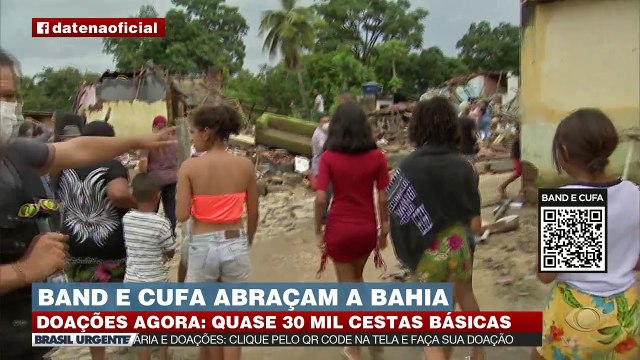 Cidade de Itambé: 60 casas destruídas e 580 famílias atingidas pela enchente. Mais informações em: band.com.br/brasilurgente#brasilurgente