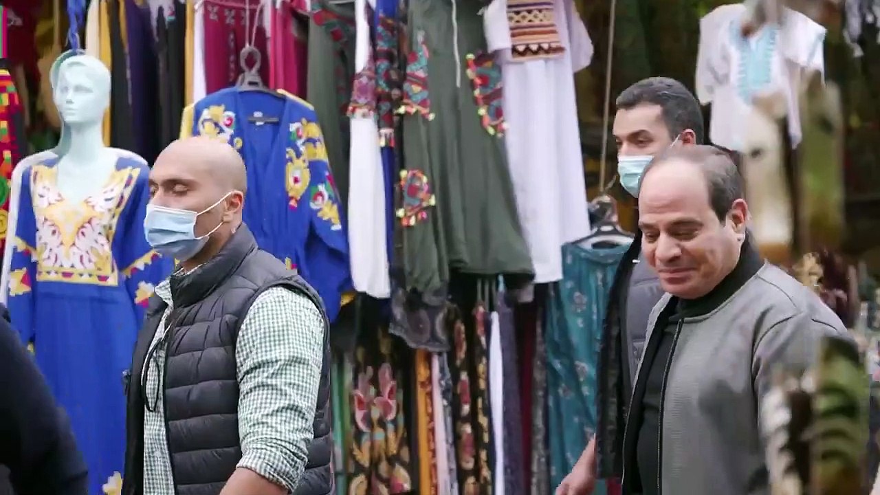 الرئيس السيسي يزور قرية غرب سهيل بأسوان ضمن مبادرة حياة كريمة