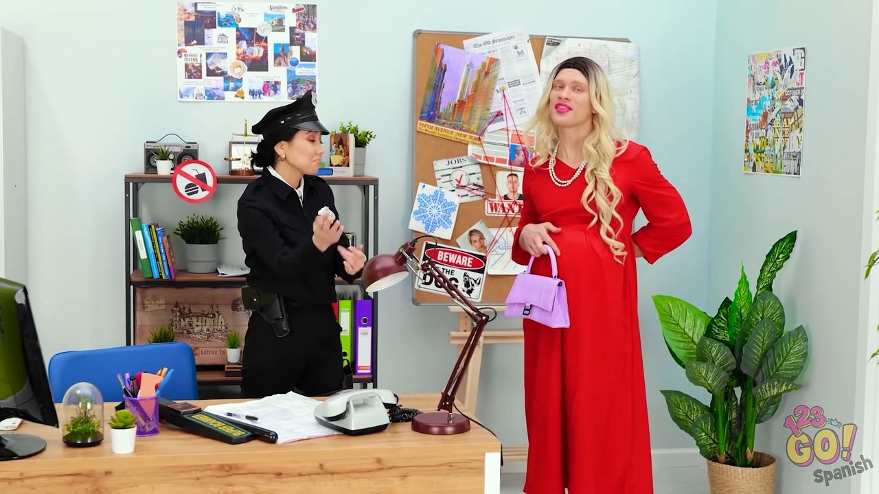 CÓMO COLAR DULCES A PRISIÓN || Ideas geniales para colar lo que sea adonde sea por 123 GO!