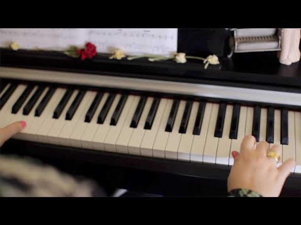 نهلة عازفة بيانو من عمر عامين ونصف: أحلم بالعزف...