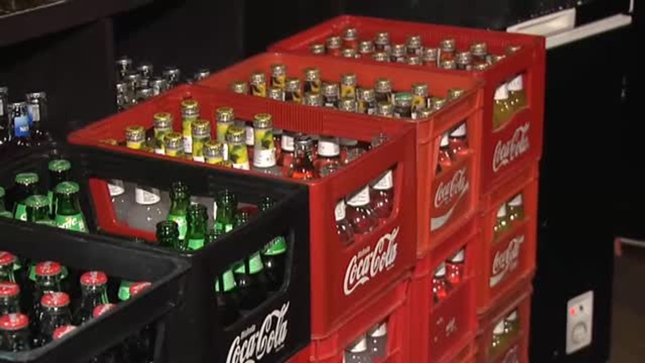 Cada vez más comunidades activan restricciones para frenar a Ómicron