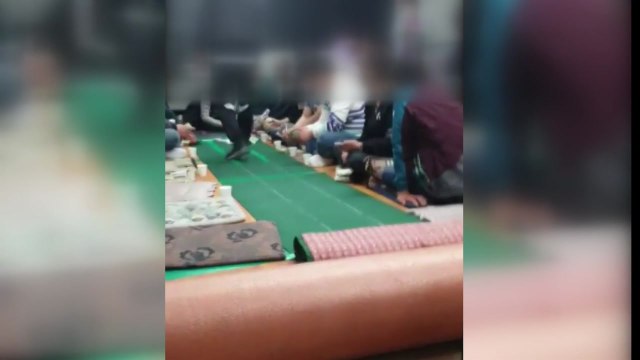 '억대 판돈' 도박장 운영한 폭력조직 두목 구속 / YTN