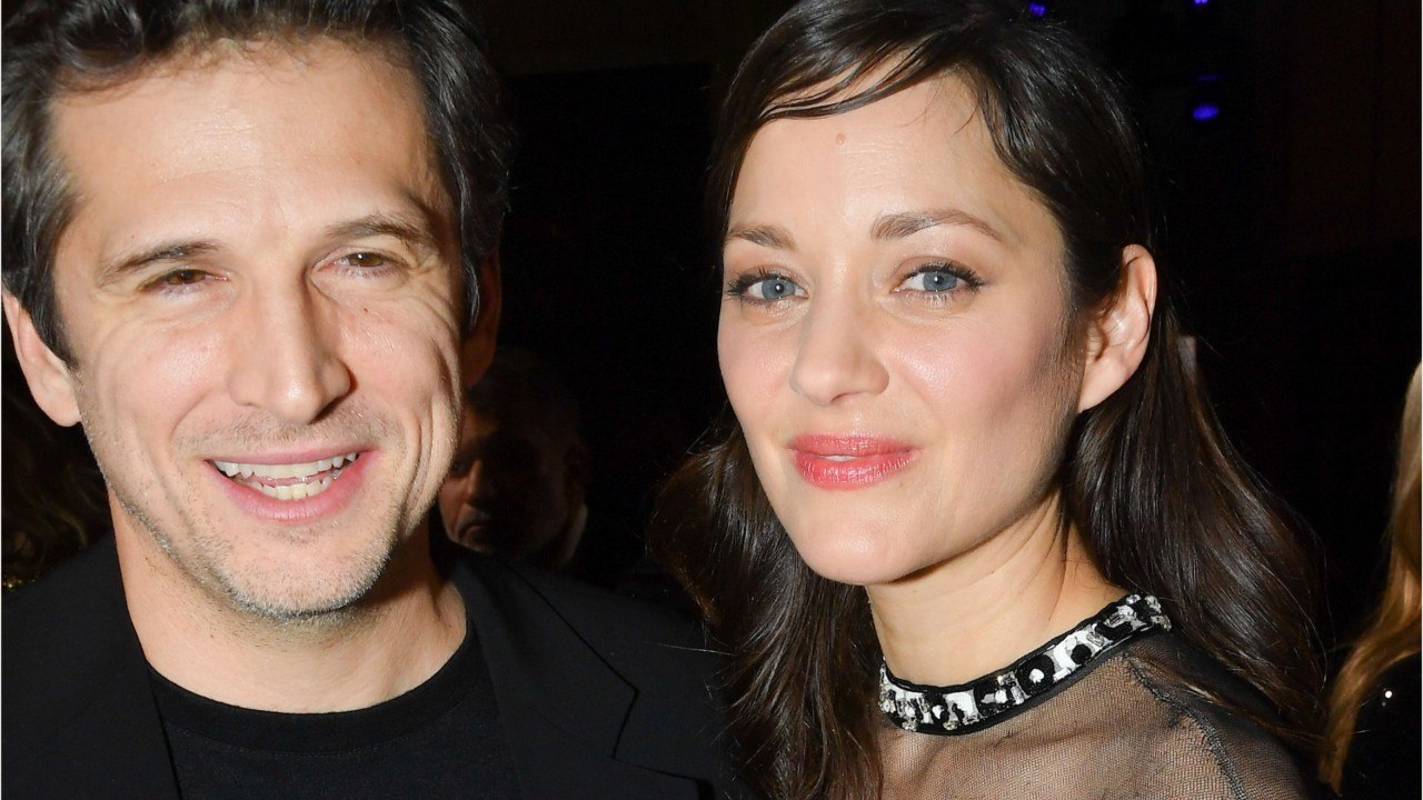 FEMME ACTUELLE - Marion Cotillard et Guillaume Canet : pourquoi ils ont longtemps été gênés de s'embrasser