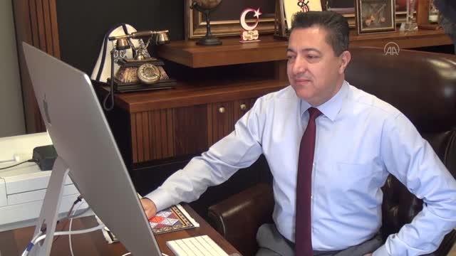 OKÜ Rektörü Turgay Uzun, AA'nın Yılın Fotoğrafları oylamasına katıldı