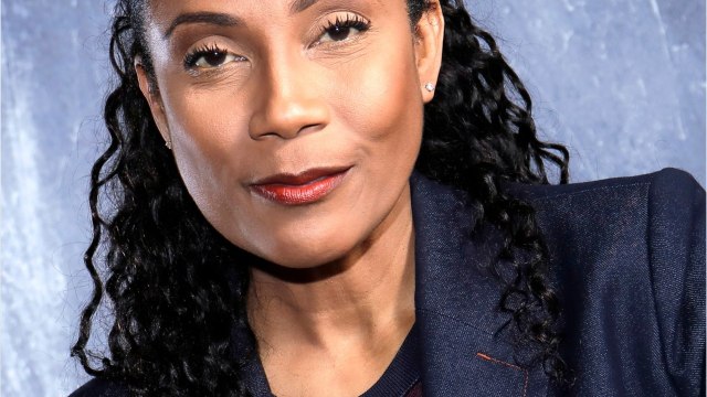 FEMME ACTUELLE - Éric Zemmour : Christine Kelly regrette-t-elle le départ du polémiste de CNews ? Elle répond