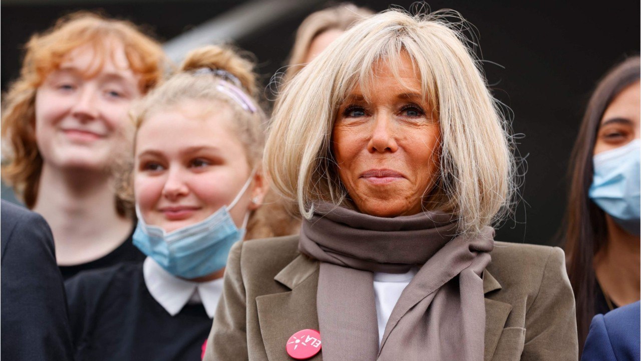 FEMME ACTUELLE - Brigitte Macron : un arnaqueur se faisait passer pour le neveu de la première dame