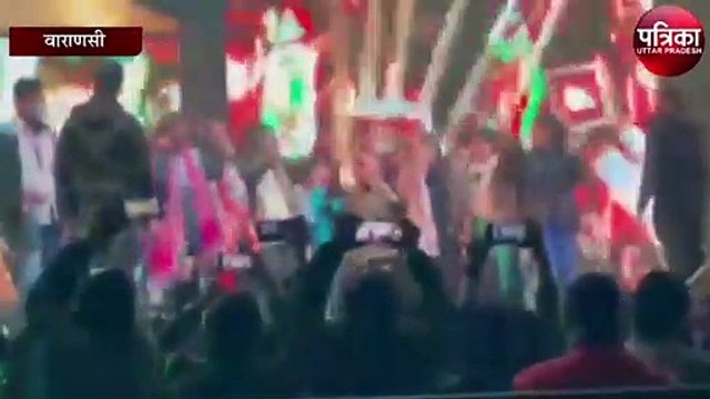 दिव्य काशी भव्य काशी में गायक कैलाश खेर ने बांधा समां