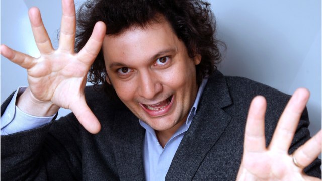 FEMME ACTUELLE - Karine Le Marchand : ce programme sur lequel Eric Antoine pourrait bien la remplacer un jour