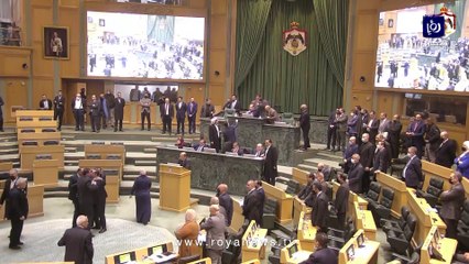 مناقشة حامية حول بوكسات وكفوف داخل مجلس النواب 🏛️