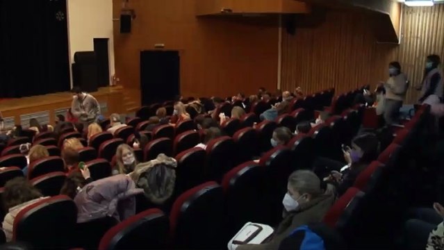 Εντυπωσίασε τους Καρπενησιώτες, η Χριστουγεννιάτικη Ιστορία από το ΔΗΠΕΘΕ Ρούμελης