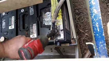 Freightliner fld120 FIRST ATTEMPT TO START AFTER 17 YEARS