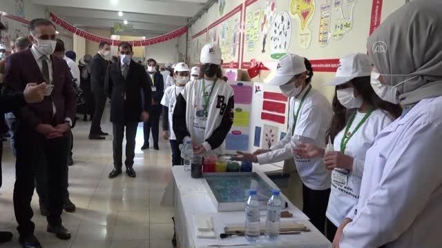 Şemdinli'de 4006 TÜBİTAK Bilim Fuarı